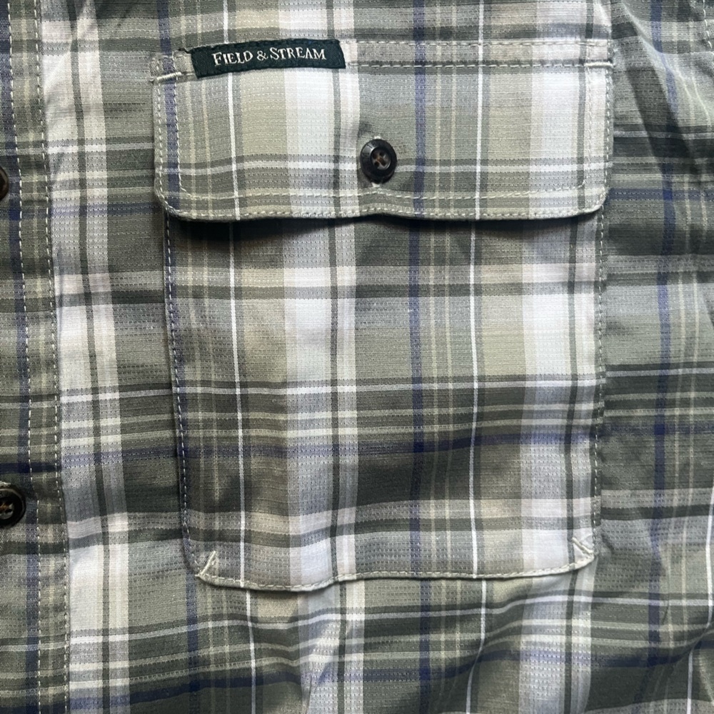 Field & Stream Men’s Short Sleeve Plaid Active Button Down Size L Hiking Summer - Picture 3 of 7
